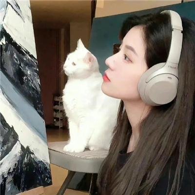 怪诞女孩